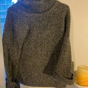 Turtle neck sweater